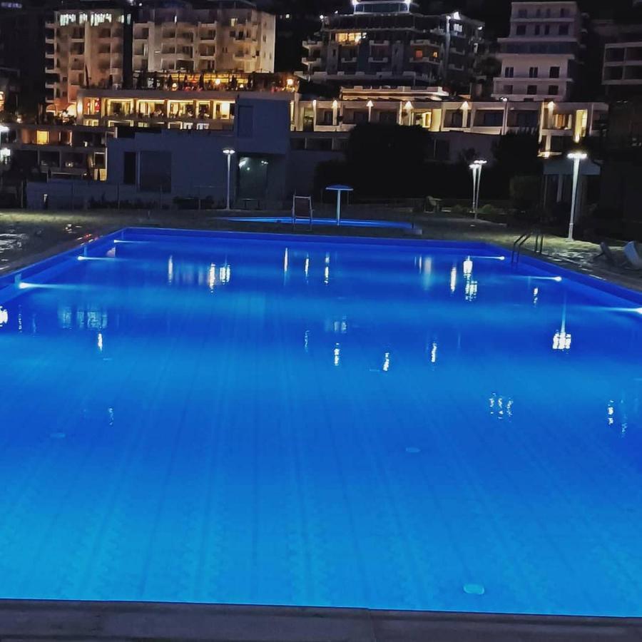 Matthews Beach House Vlorë エクステリア 写真