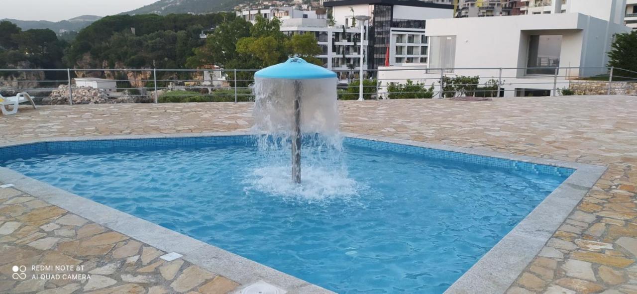 Matthews Beach House Vlorë エクステリア 写真