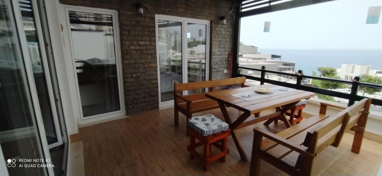 Matthews Beach House Vlorë エクステリア 写真