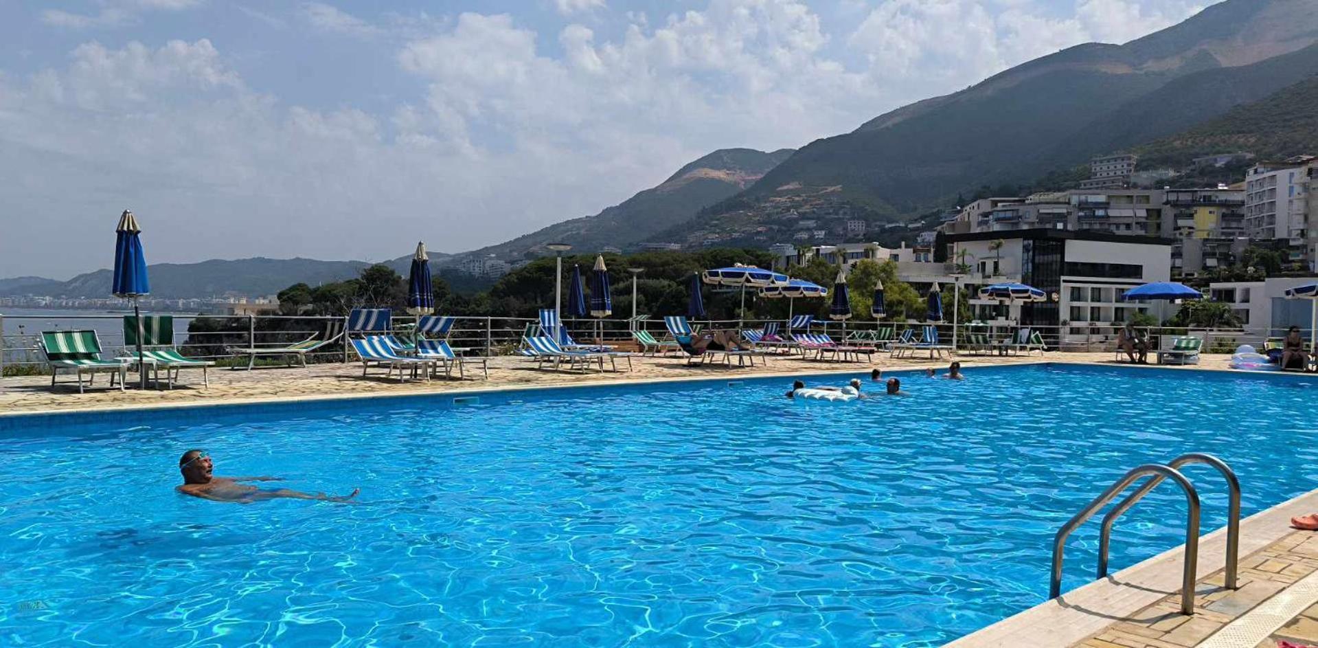 Matthews Beach House Vlorë エクステリア 写真