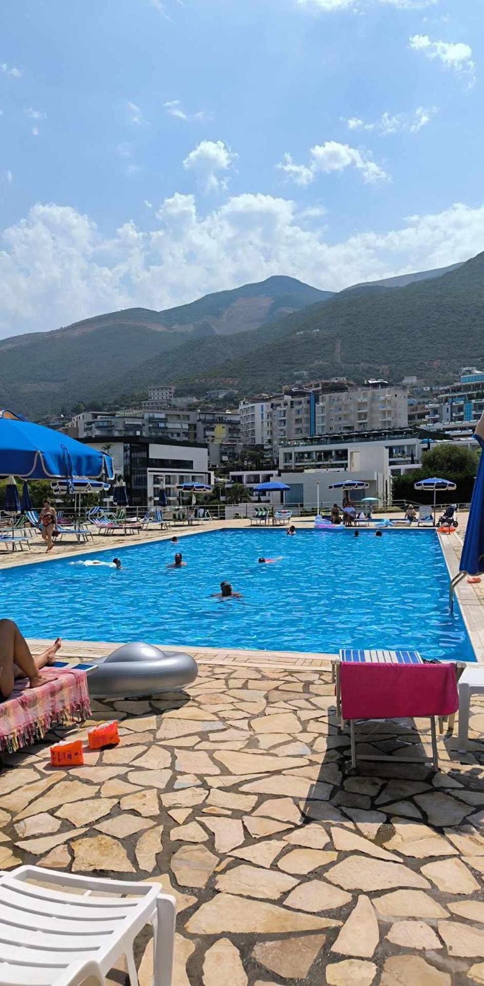 Matthews Beach House Vlorë エクステリア 写真