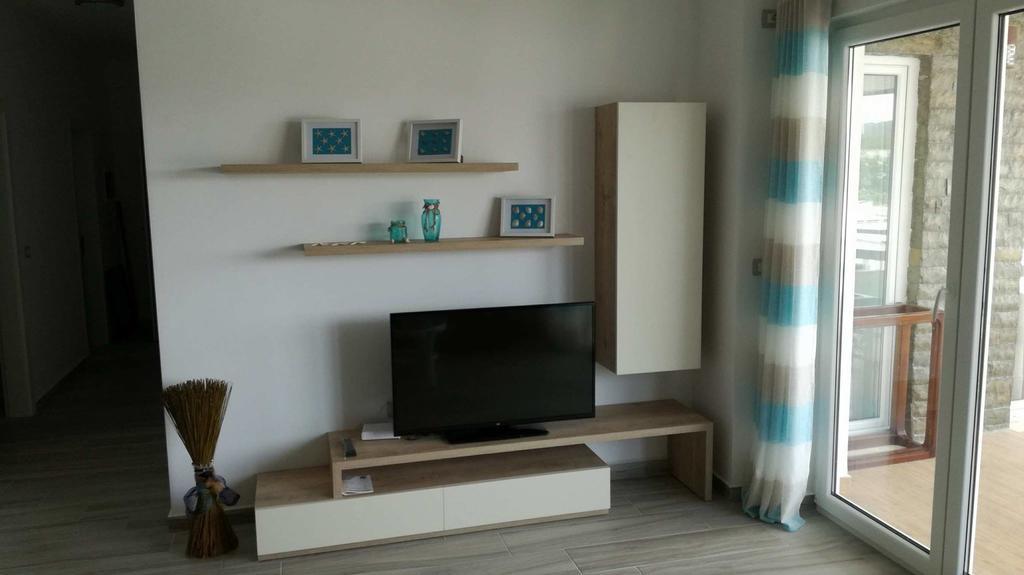 Matthews Beach House Vlorë エクステリア 写真